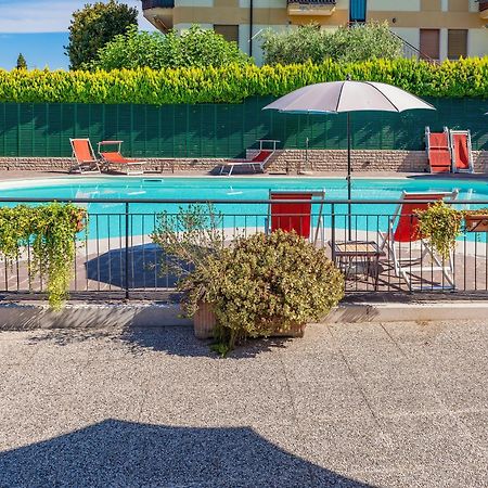 Residence Campana Бардолино Экстерьер фото