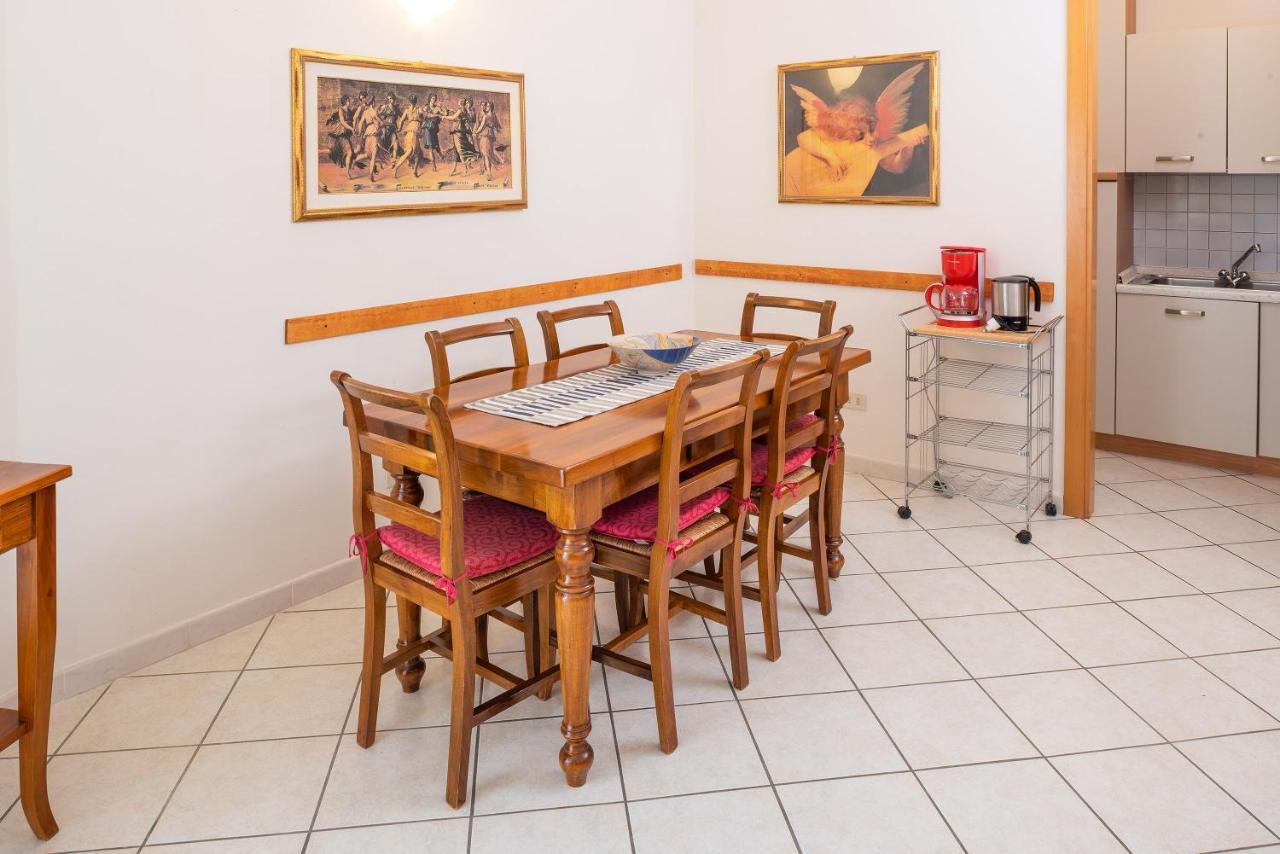 Residence Campana Бардолино Экстерьер фото