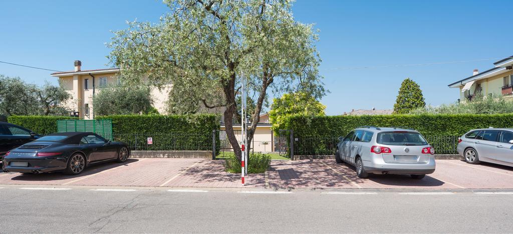 Residence Campana Бардолино Экстерьер фото